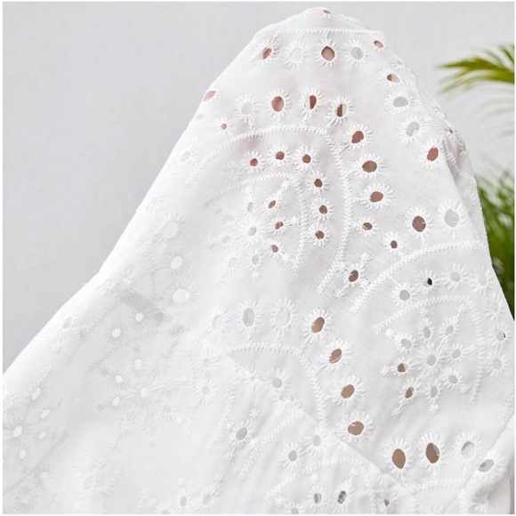 Plus White Eyelet Belted Blouse - Picture 5 of 5